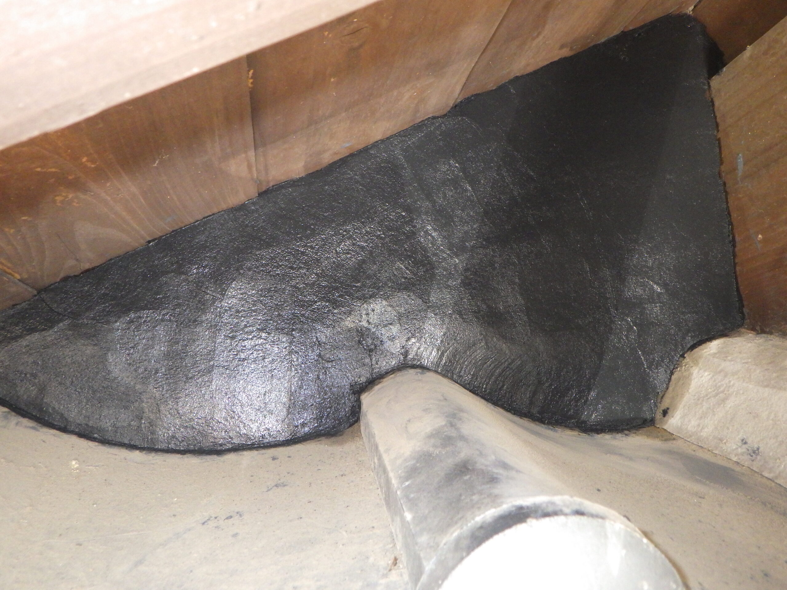 施工後見違えるほど完璧にふさがれた侵入口