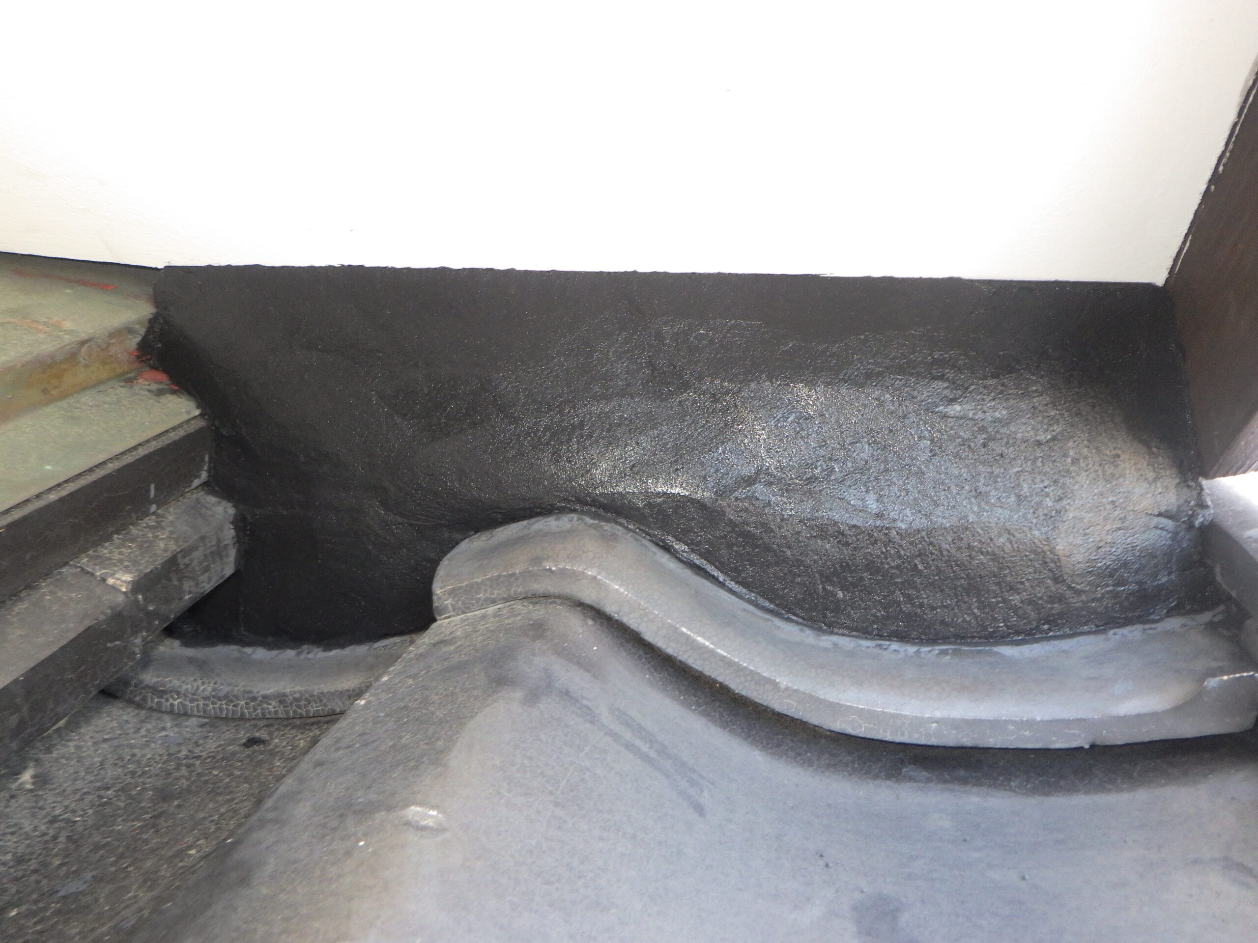 施工後見違えるほど完璧にふさがれた侵入口